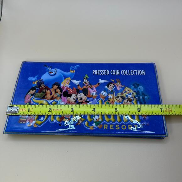 Disneyland Resort Pressed Coin Collection Book 13 Coins Disney Sea Life Park - Picture 8 of 10